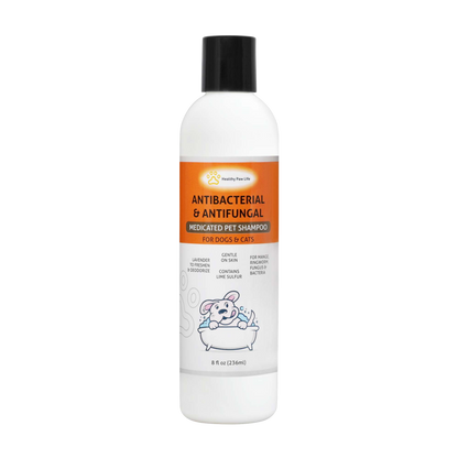 Classic's Medicated Pet Shampoo - Veterinary Treatment Against Ringworm, Mange, Lice, and Dry Skin