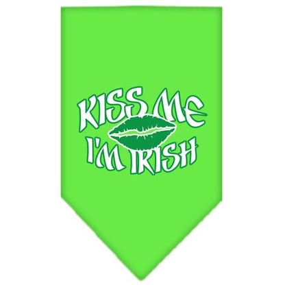 Pet and Dog Bandana Screen Printed, "Kiss Me I'm Irish"